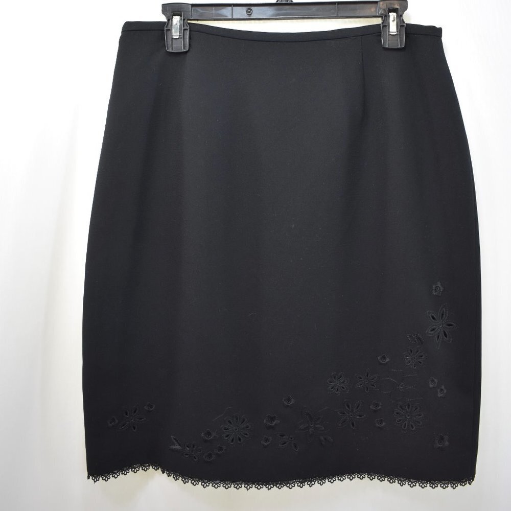 LIZβ CLAIRBORNE BLACK EMBROIDERED SKIRT SZ 12